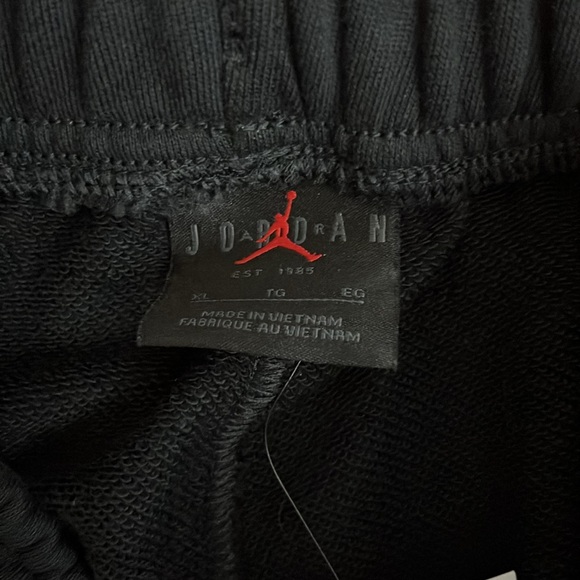 Jordan Fleece Joggers Size XL - Picture 11 of 17